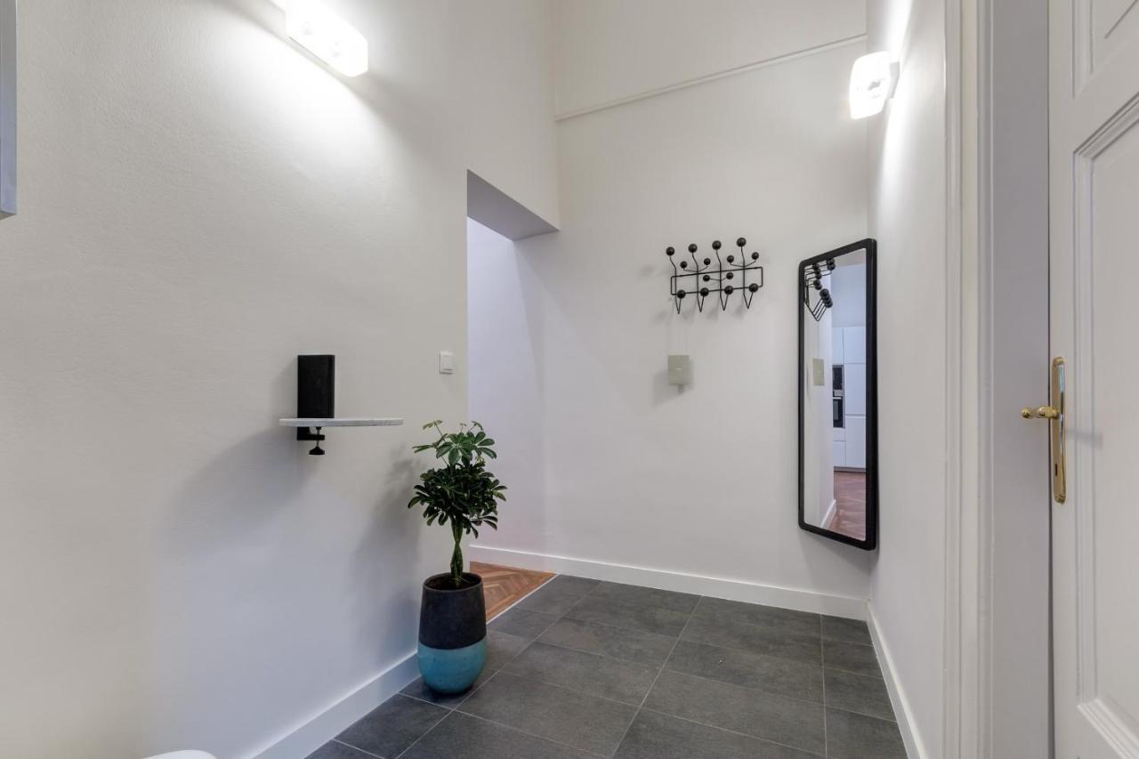 Central Basilica Apartman Budapest Ngoại thất bức ảnh